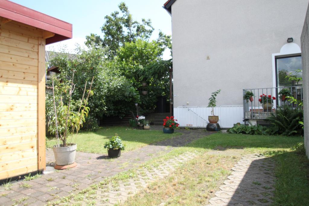 B&B Am See Koeln - Privatzimmer Exterior foto
