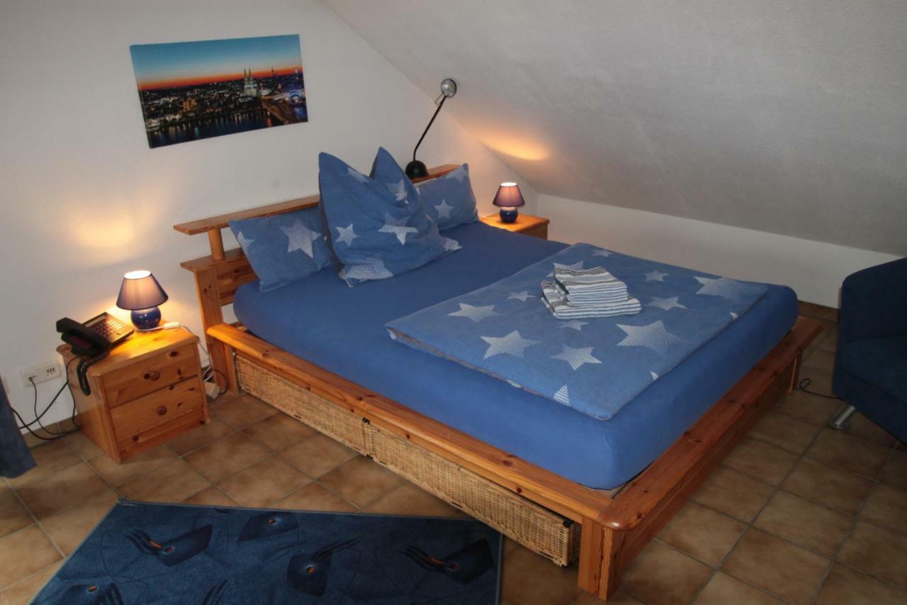 B&B Am See Koeln - Privatzimmer Exterior foto